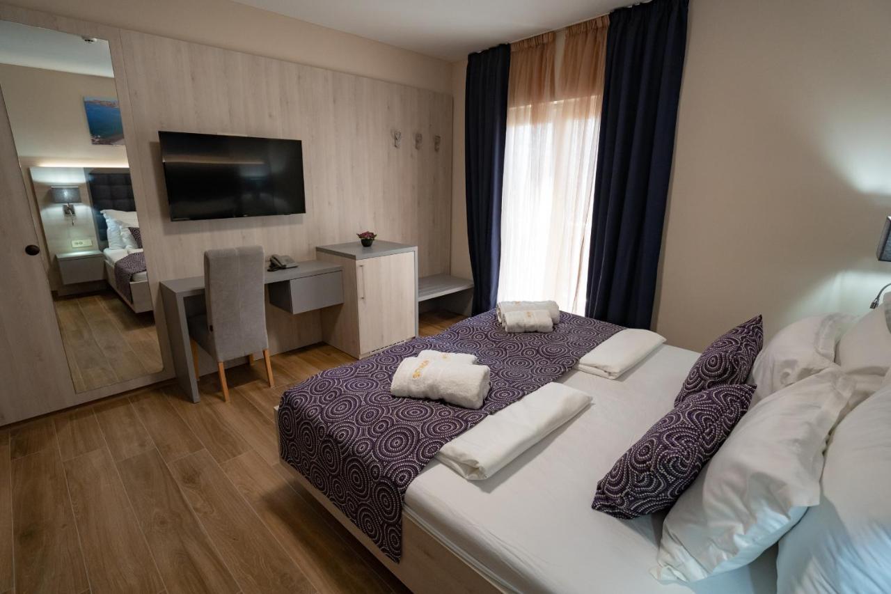 Bed&Breakfast Novalis Novalja Dış mekan fotoğraf