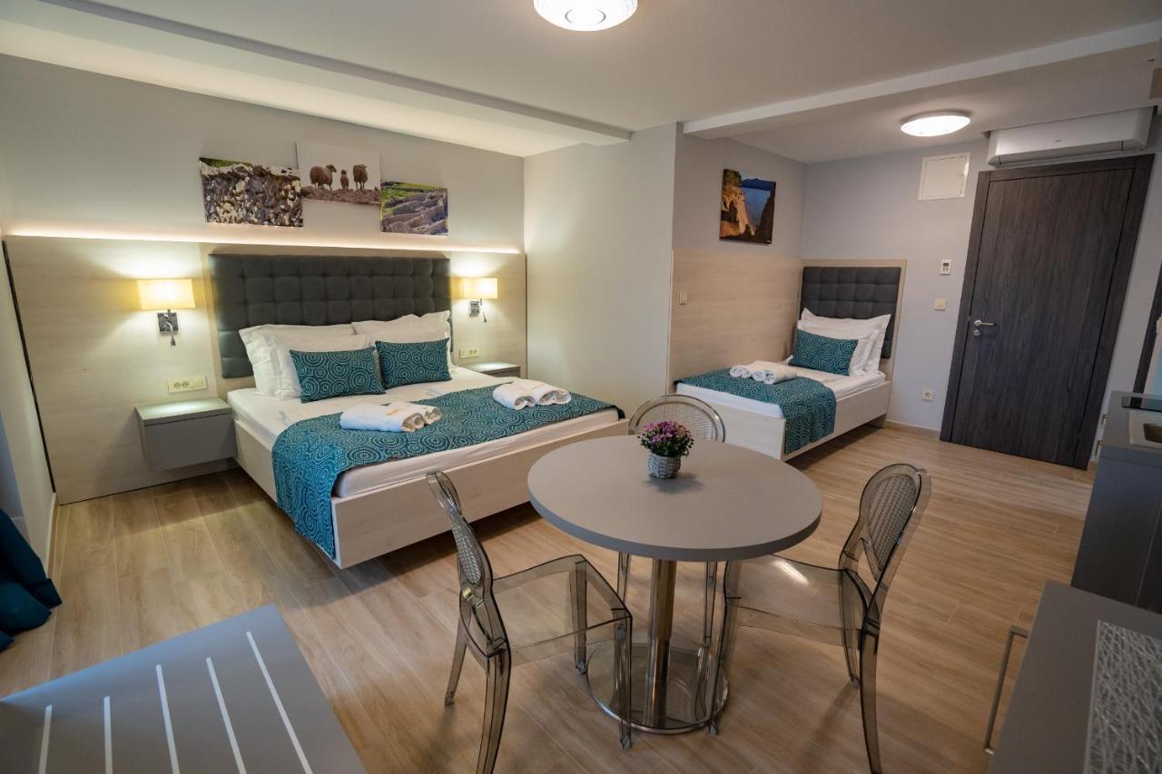 Bed&Breakfast Novalis Novalja Dış mekan fotoğraf