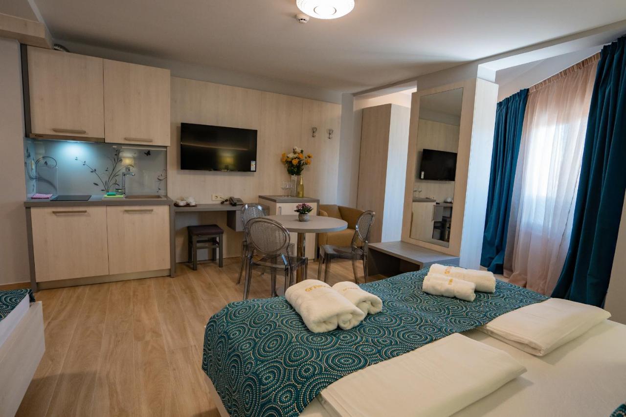 Bed&Breakfast Novalis Novalja Dış mekan fotoğraf