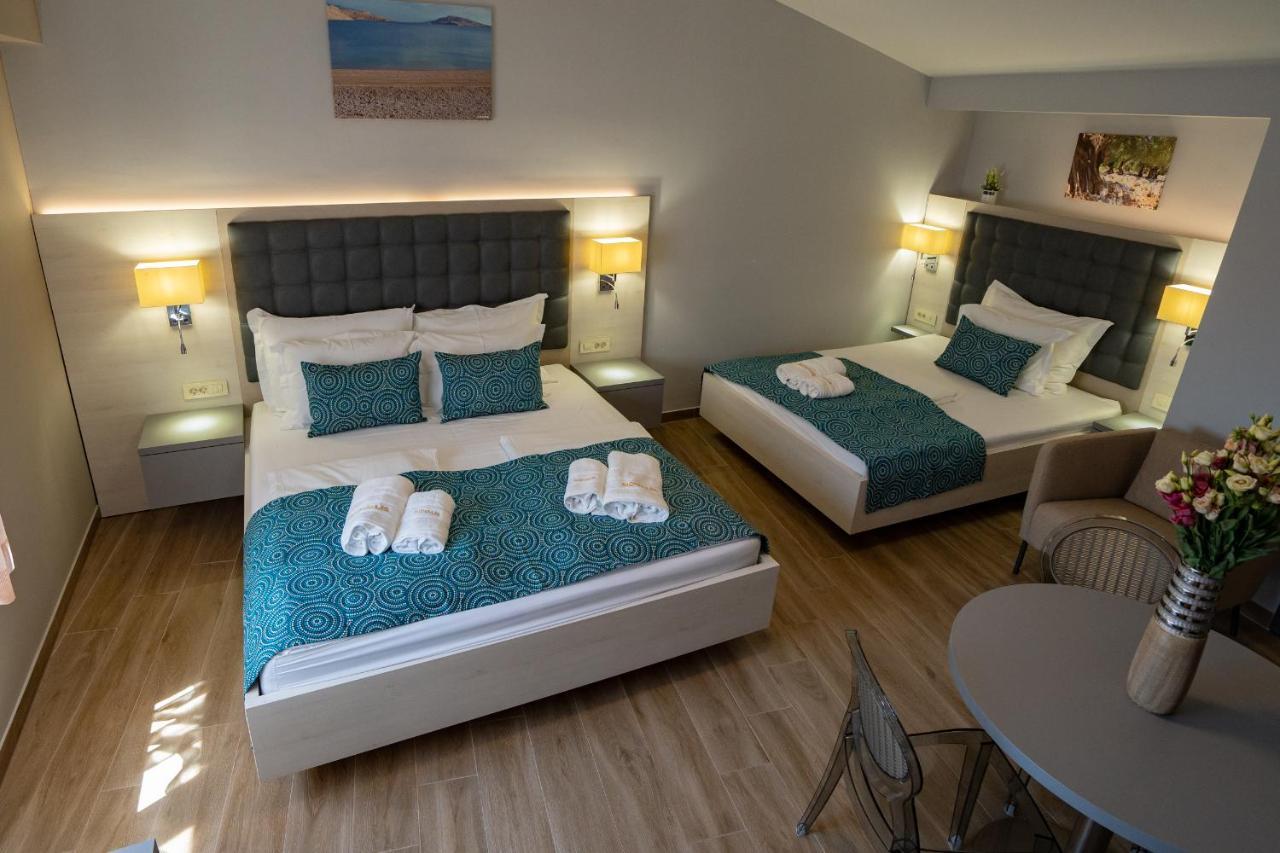 Bed&Breakfast Novalis Novalja Dış mekan fotoğraf